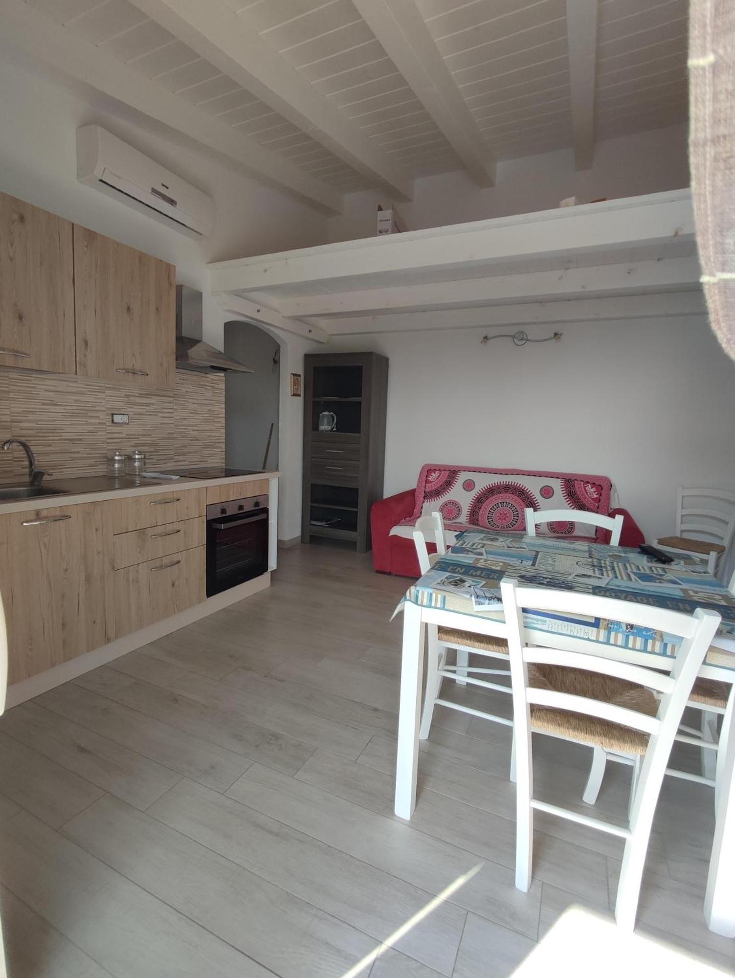 Air Borgo Della Torre Apart otel Isola Rossa Dış mekan fotoğraf